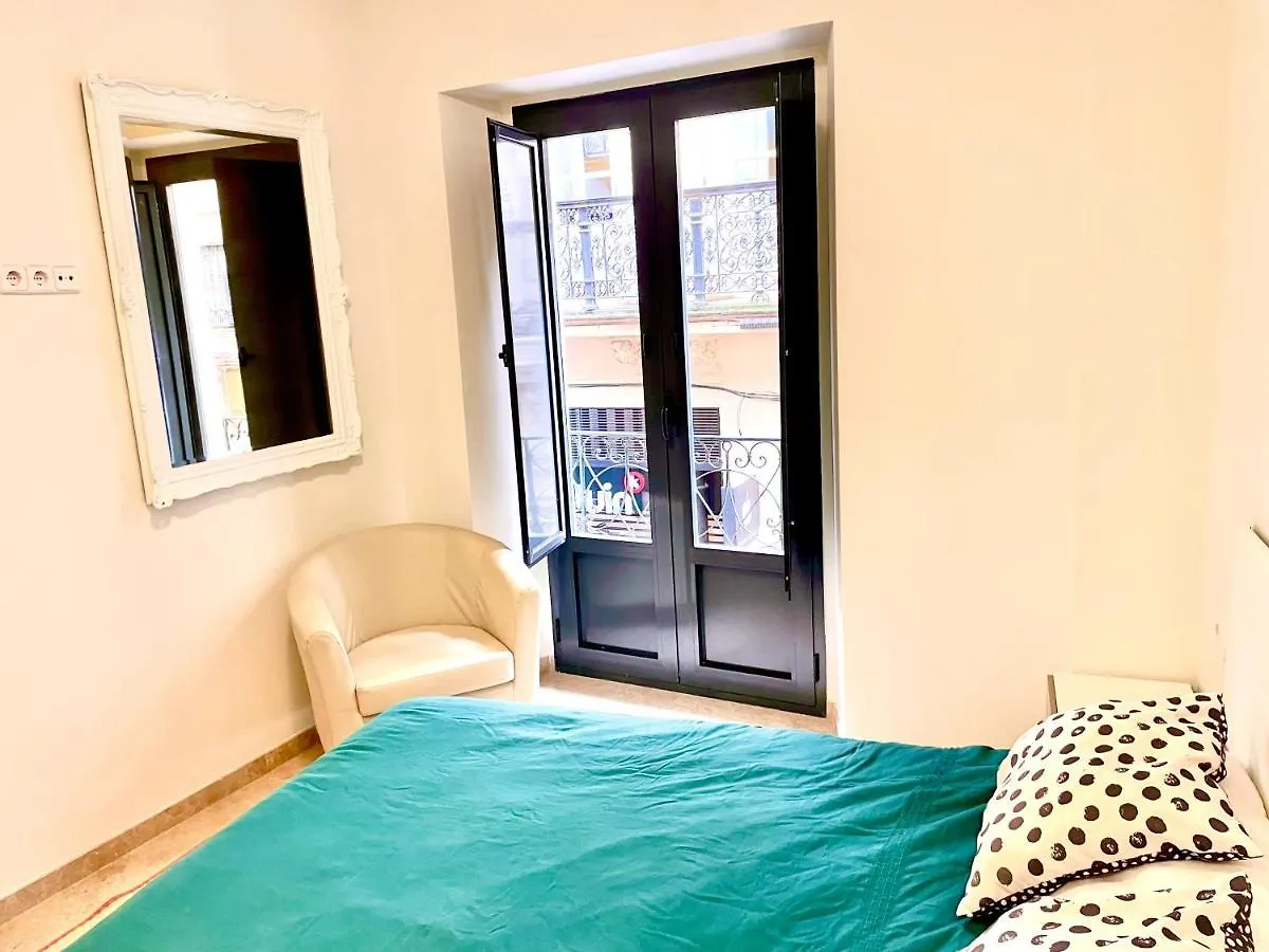 Petit Sagasta Apartamentos-Sagasta Seville